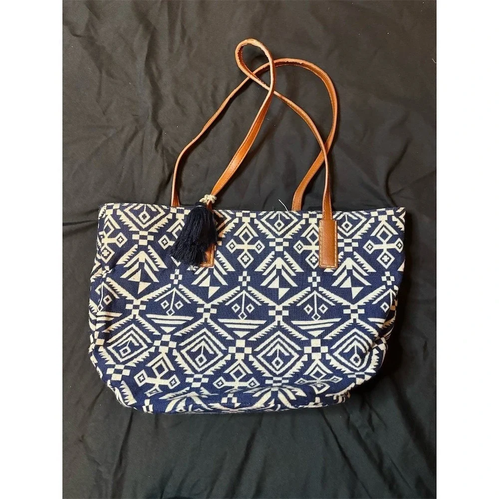 Petunia Pickle Bottom Tote Bag Womens Large Blue Aztec Tassel Work Travel boho‎